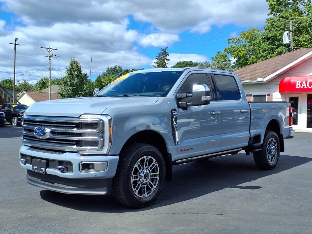 Ford Super Duty F-250 SRW Limited 4WD Crew Cab 6.75' Box 2024 Ford Super Duty F-250 SRW Limited 4WD Crew Cab 6.75' Box 2024