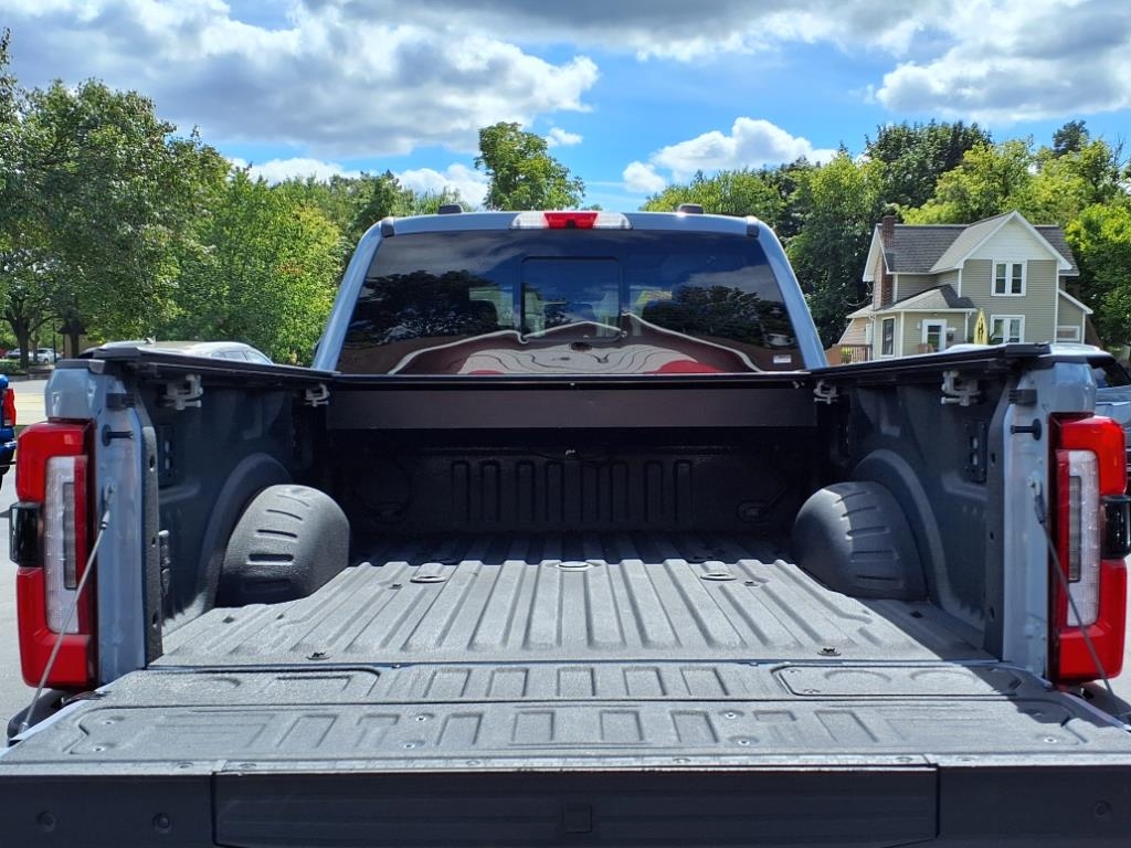 Ford Super Duty F-250 SRW Limited 4WD Crew Cab 6.75' Box 2024