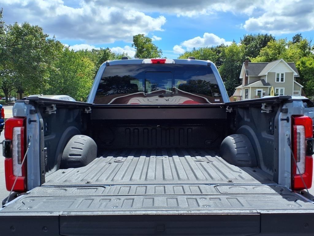 Ford Super Duty F-250 SRW Limited 4WD Crew Cab 6.75' Box 2024