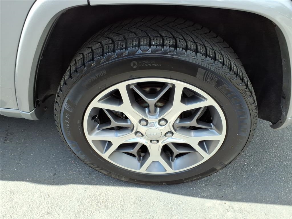 Jeep Grand Cherokee Overland 4x4 2021 Jeep Grand Cherokee Overland 4x4 2021