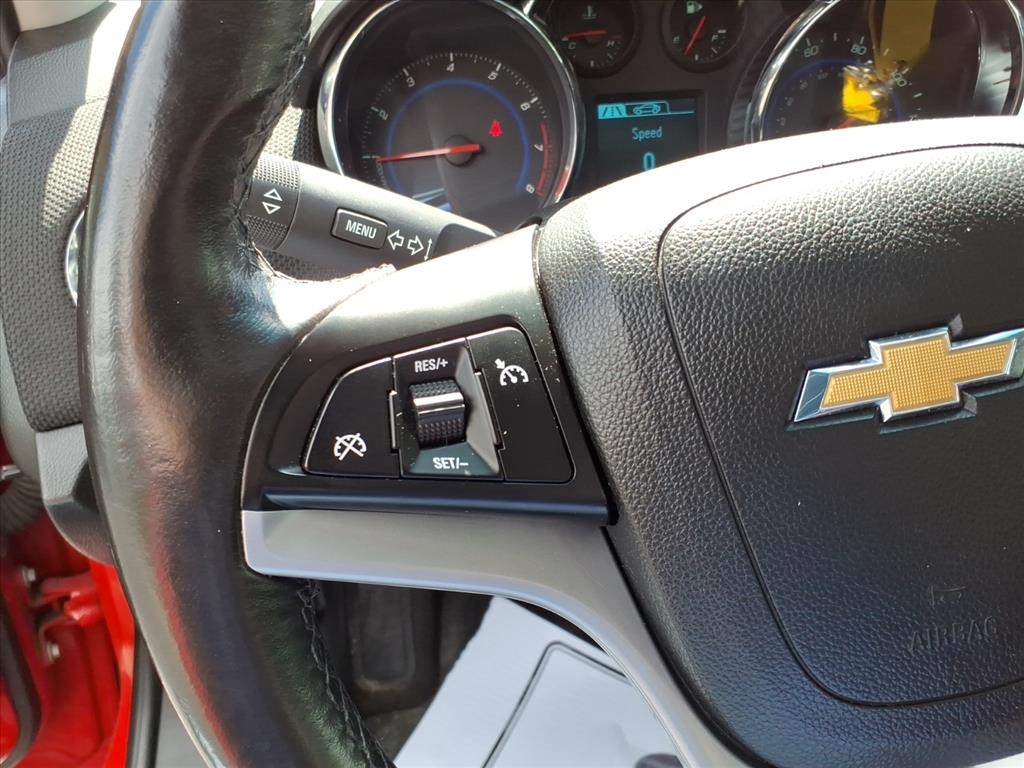 Chevrolet Cruze Limited 4dr Sdn Auto LT w/2LT 2016 Chevrolet Cruze Limited 4dr Sdn Auto LT w/2LT 2016