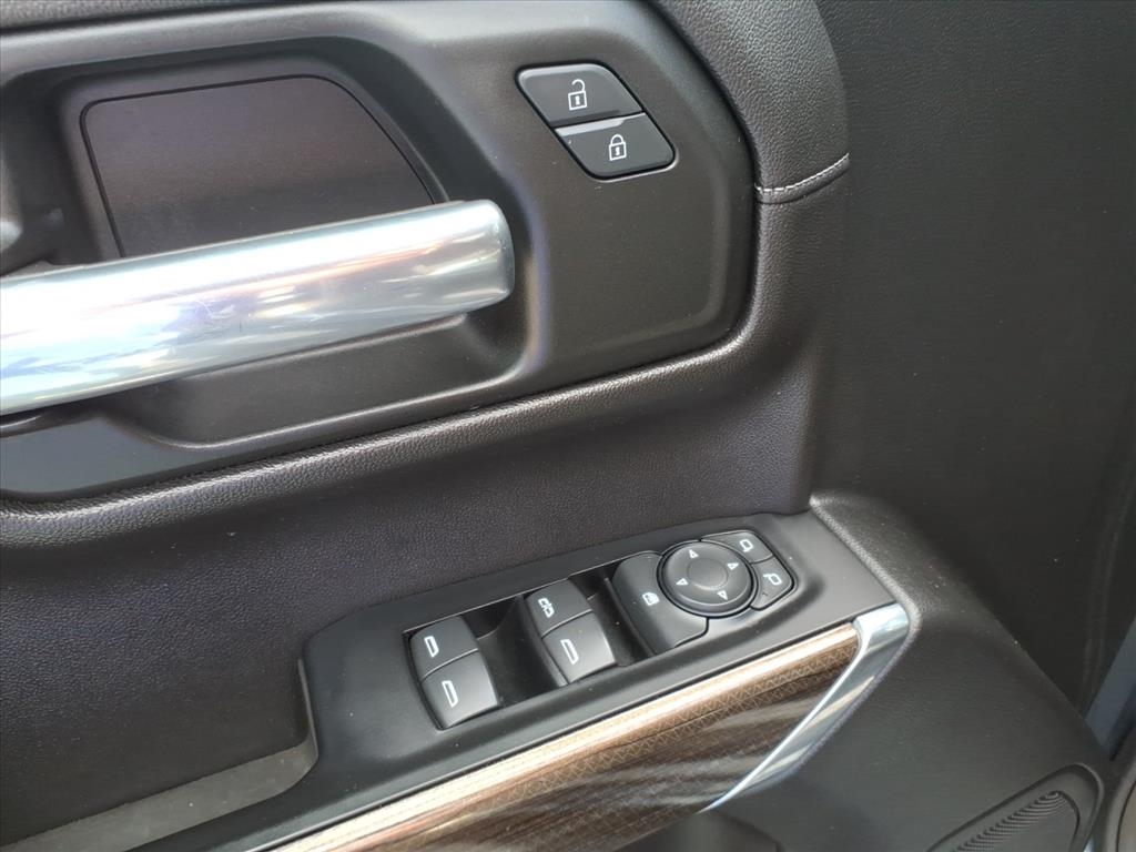 Chevrolet Silverado 1500 4WD Double Cab 147" RST 2019