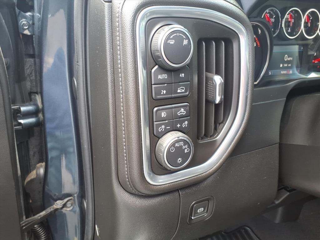 Chevrolet Silverado 1500 4WD Double Cab 147" RST 2019