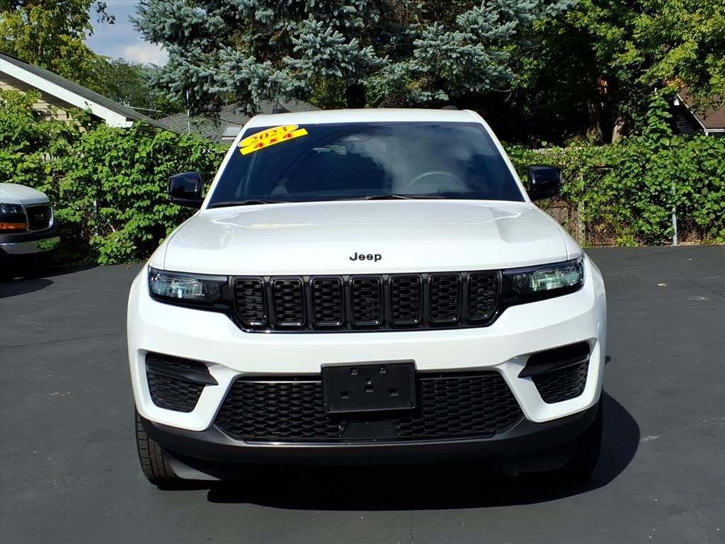 Jeep Grand Cherokee Altitude 4x4 2023 Jeep Grand Cherokee Altitude 4x4 2023