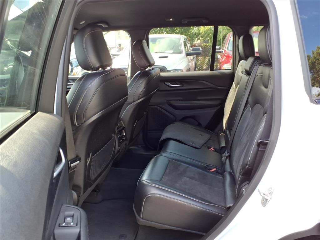 Jeep Grand Cherokee Altitude 4x4 2023 Jeep Grand Cherokee Altitude 4x4 2023