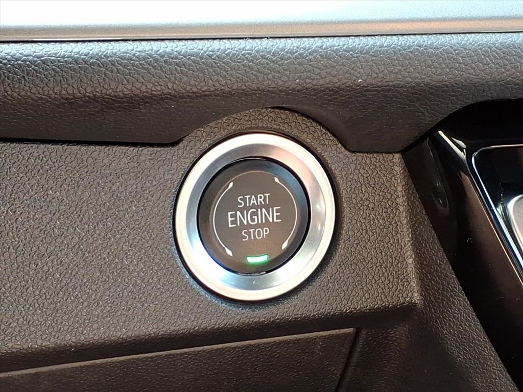 Chevrolet Traverse AWD 4dr LT w/2LT 2025 Chevrolet Traverse AWD 4dr LT w/2LT 2025