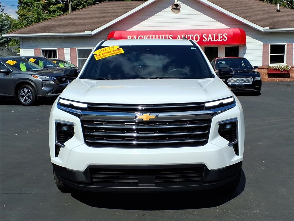 Chevrolet Traverse AWD 4dr LT w/2LT 2025 Chevrolet Traverse AWD 4dr LT w/2LT 2025