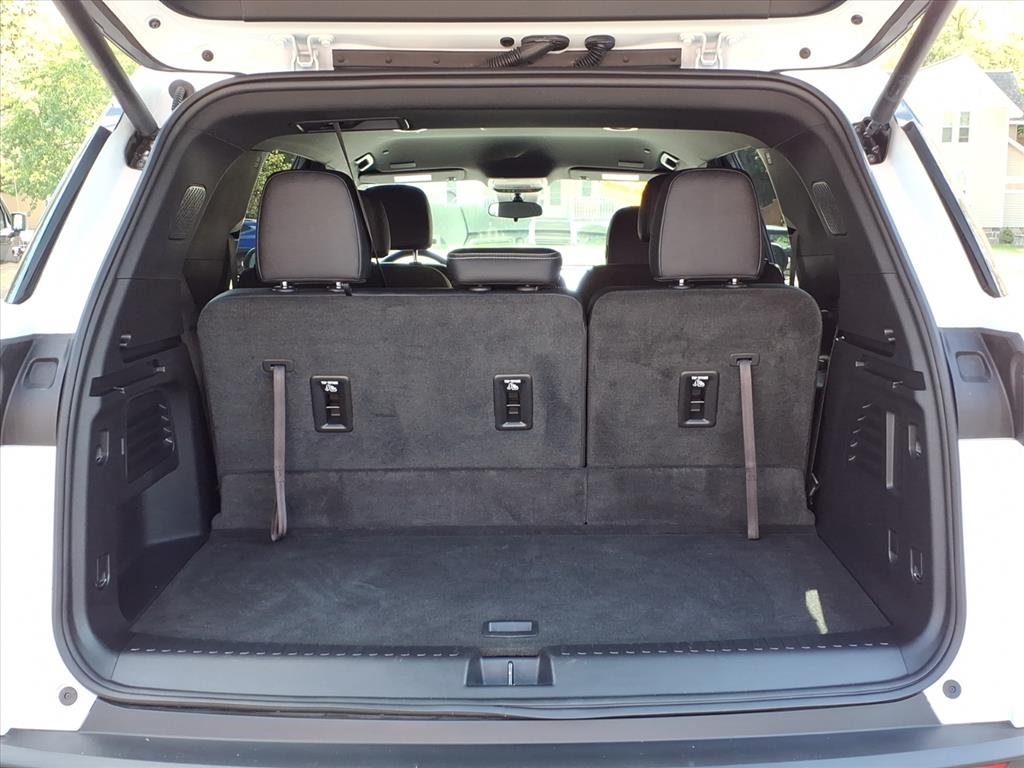 Chevrolet Traverse AWD 4dr LT w/2LT 2025 Chevrolet Traverse AWD 4dr LT w/2LT 2025