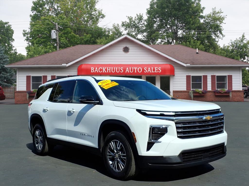 2025 Chevrolet Traverse AWD 4dr LT w/2LT