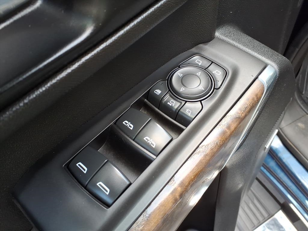 GMC Sierra 3500HD 4WD Crew Cab 159" Denali 2021 GMC Sierra 3500HD 4WD Crew Cab 159" Denali 2021