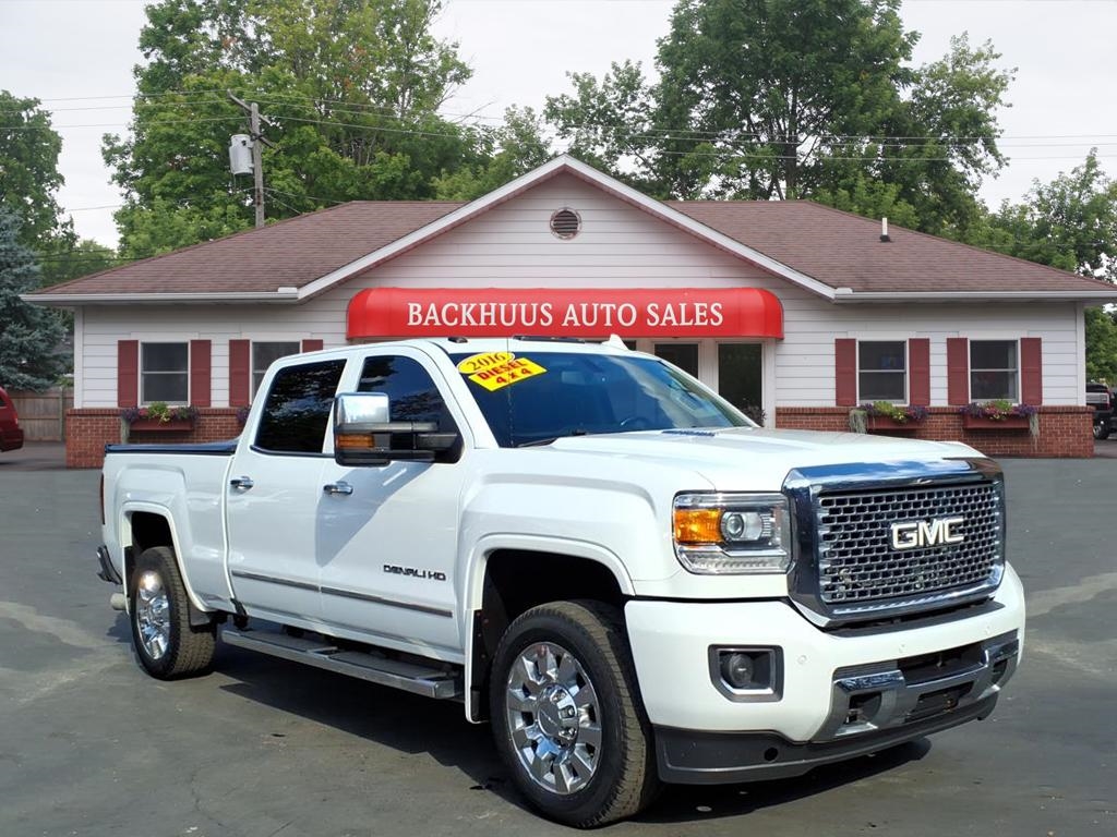 2016 GMC Sierra 2500HD 4WD Crew Cab 153.7" Denali