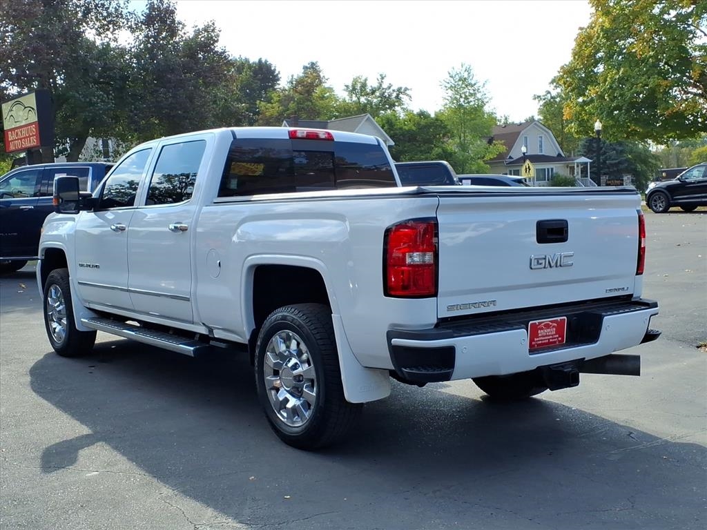GMC Sierra 2500HD 4WD Crew Cab 153.7" Denali 2016