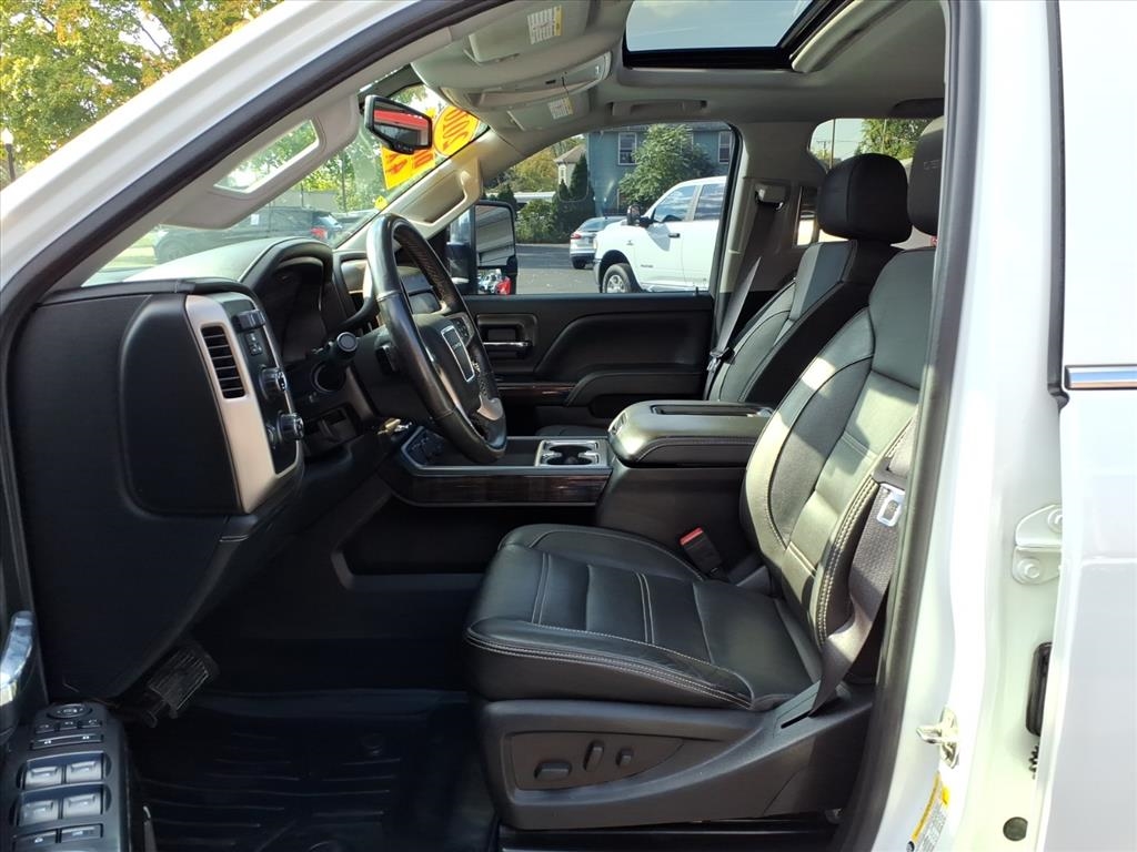 GMC Sierra 2500HD 4WD Crew Cab 153.7" Denali 2016