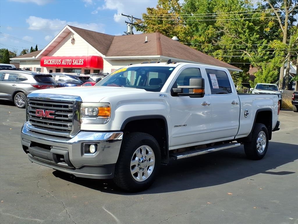2015 Gmc Sierra SLE photo 2
