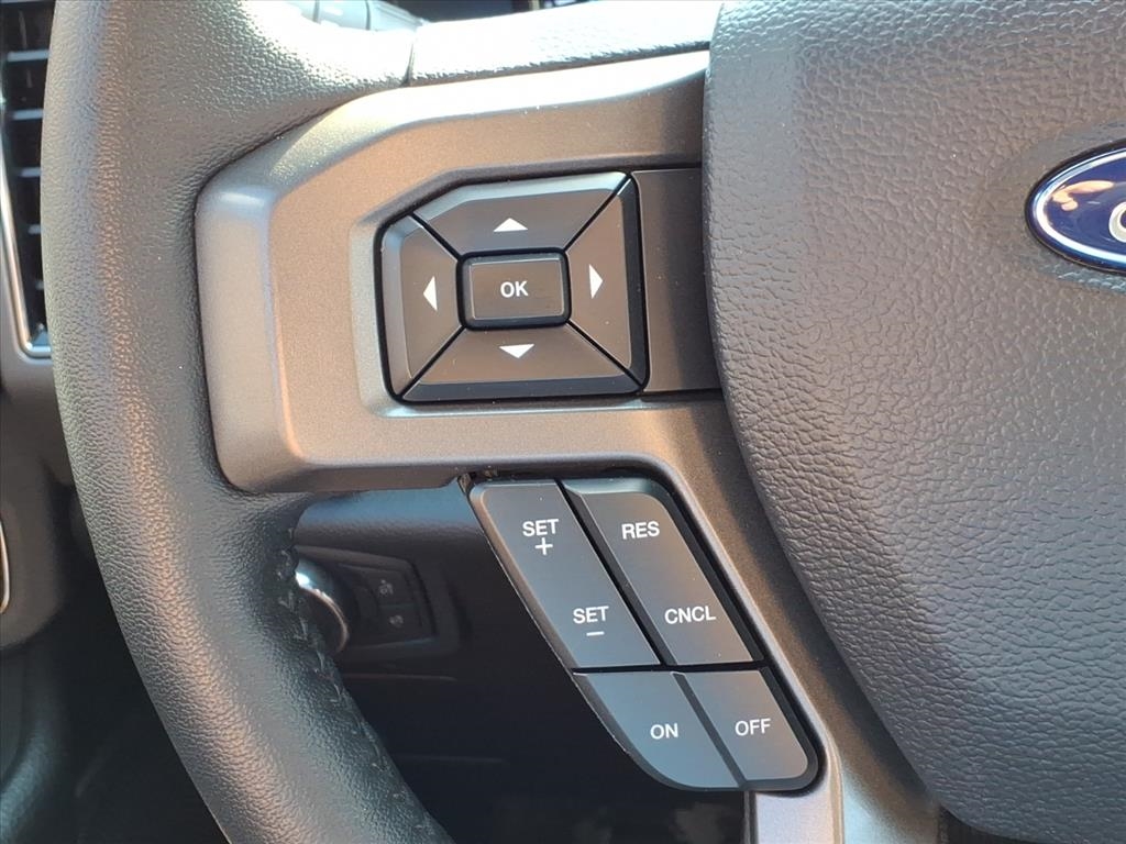2020 Ford Expedition MAX XLT photo 16