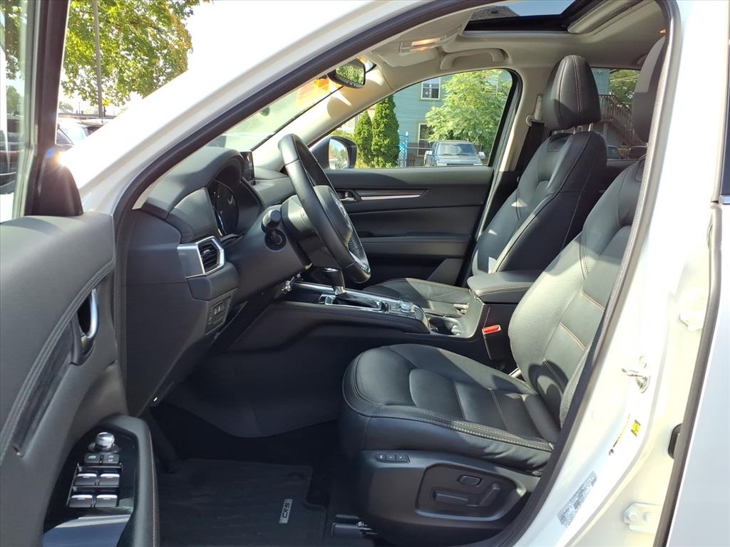 2019 Mazda CX-5 Grand Touring photo 11