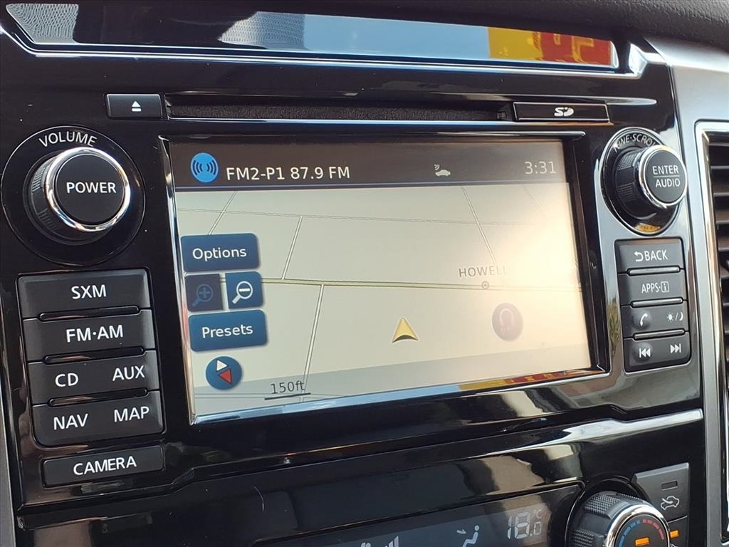 2018 Nissan Titan Crew Cab S photo 17