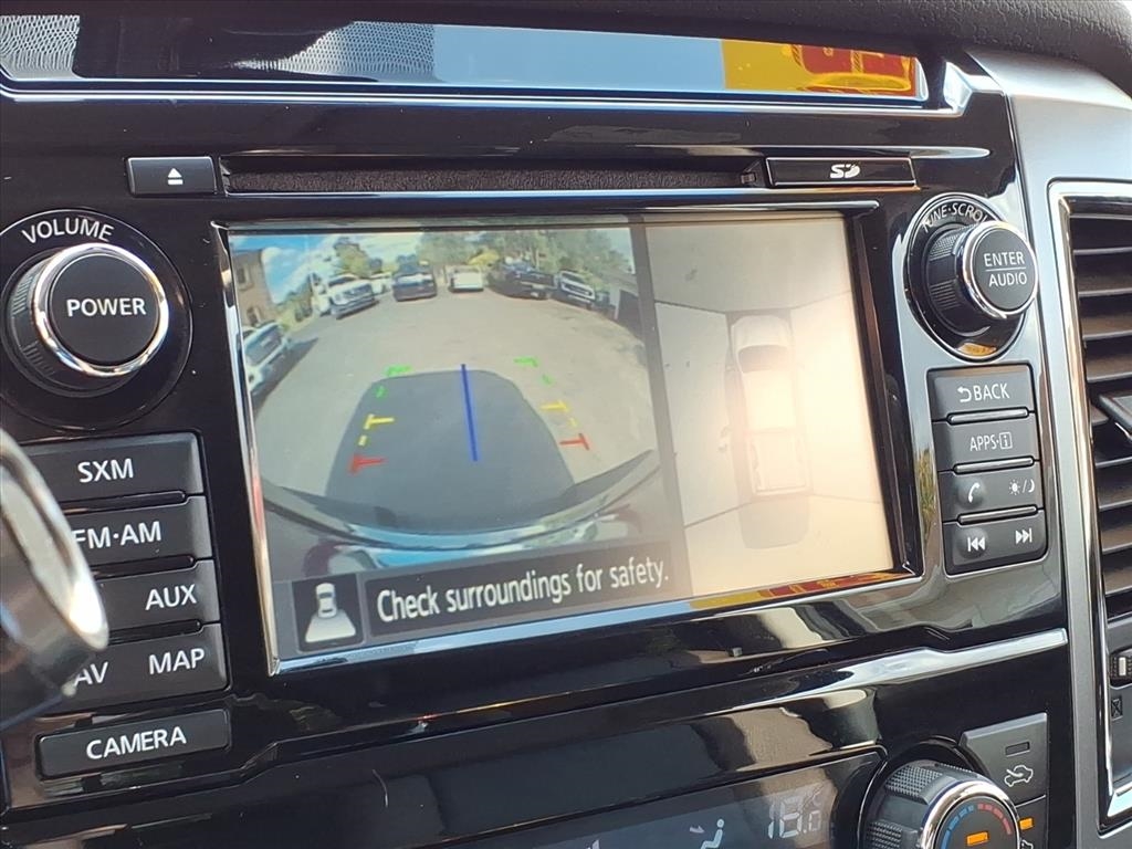 2018 Nissan Titan Crew Cab S photo 18