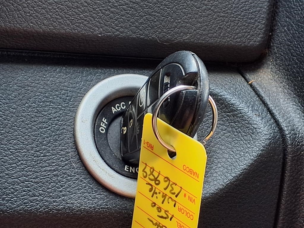 RAM 1500 4WD Crew Cab 140.5" Big Horn 2016