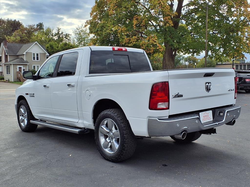 RAM 1500 4WD Crew Cab 140.5" Big Horn 2016