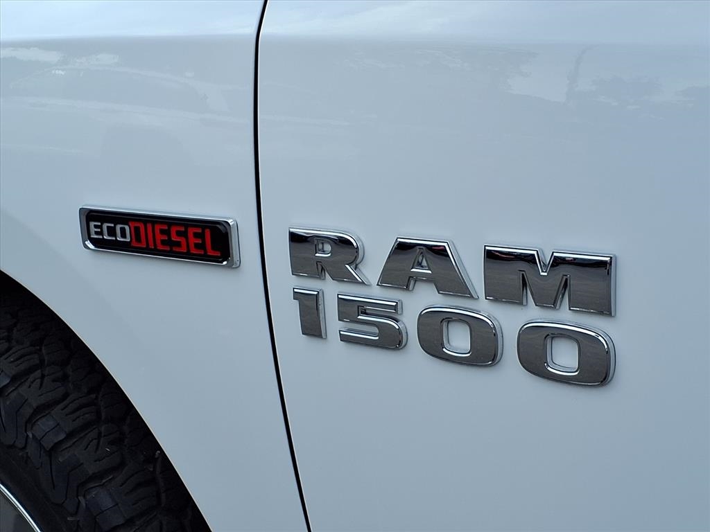 RAM 1500 4WD Crew Cab 140.5" Big Horn 2016