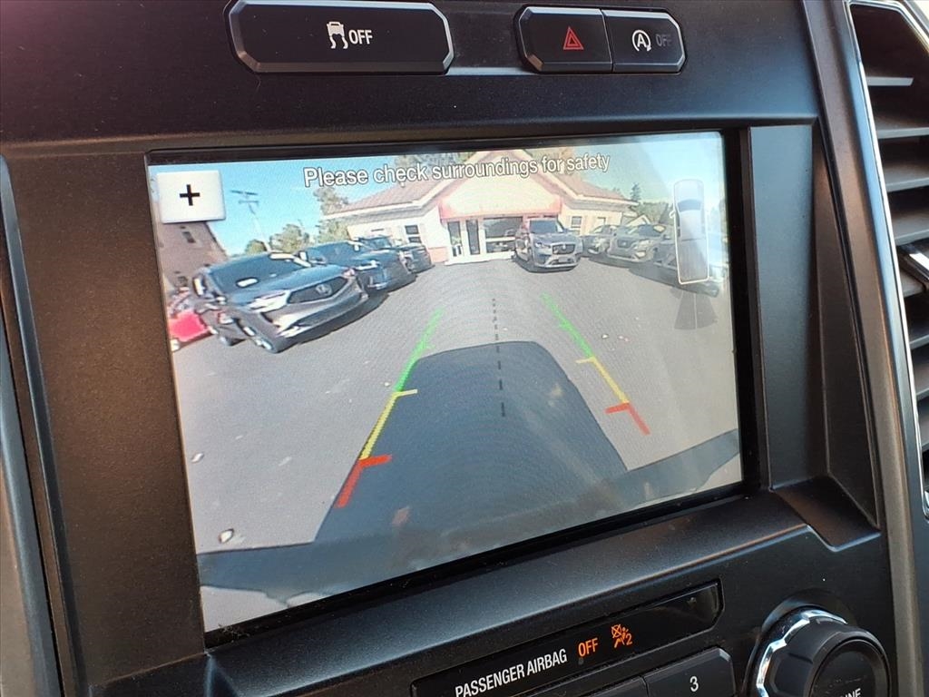 Ford F-150 XLT 4WD SuperCrew 5.5' Box 2019 Ford F-150 XLT 4WD SuperCrew 5.5' Box 2019