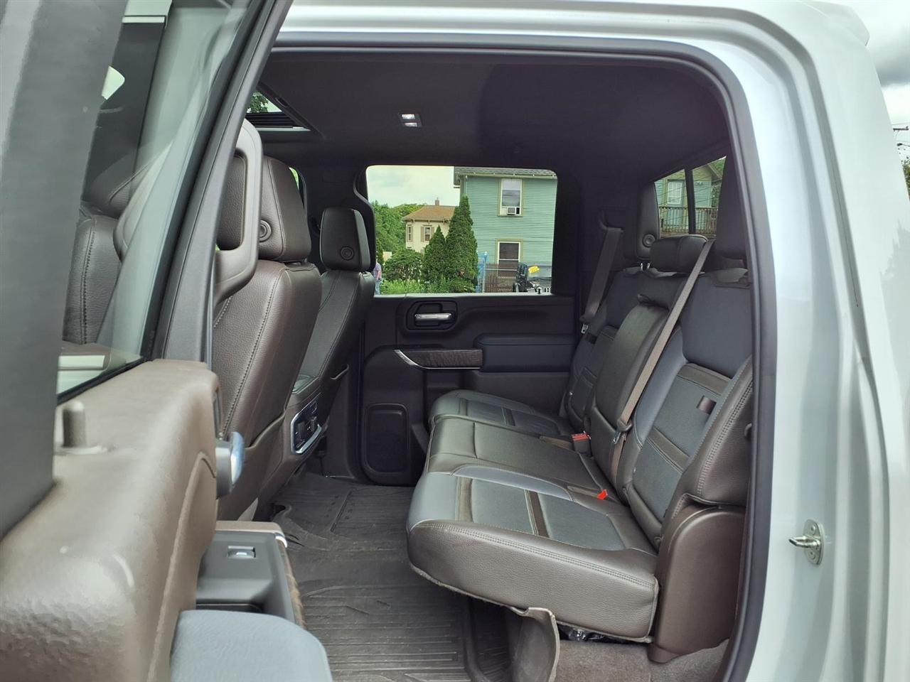 GMC Sierra 2500HD 4WD Crew Cab 159" Denali 2021