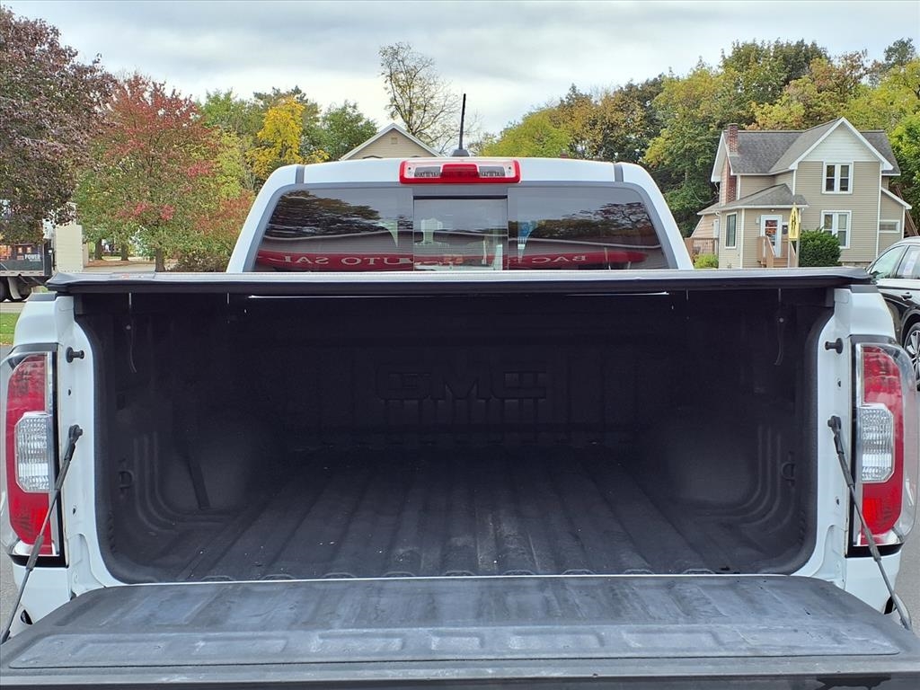 GMC Canyon 4WD Crew Cab 128.3" SLE 2019