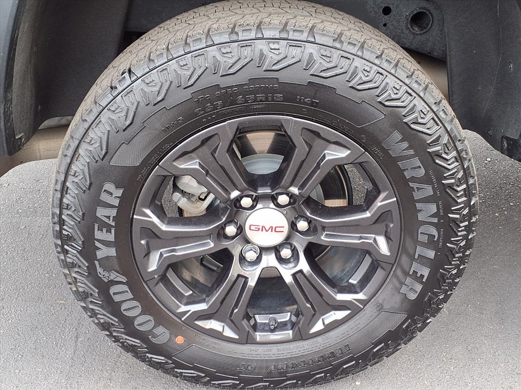 GMC Canyon 4WD Crew Cab Elevation 2024 GMC Canyon 4WD Crew Cab Elevation 2024