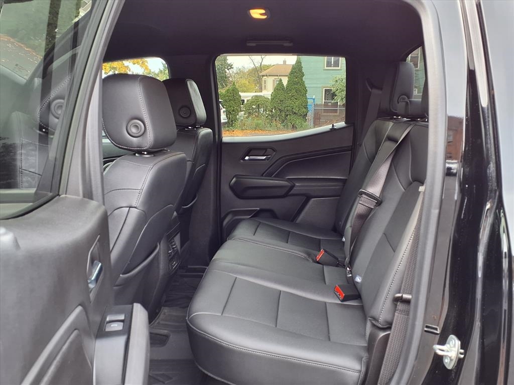 GMC Canyon 4WD Crew Cab Elevation 2024 GMC Canyon 4WD Crew Cab Elevation 2024