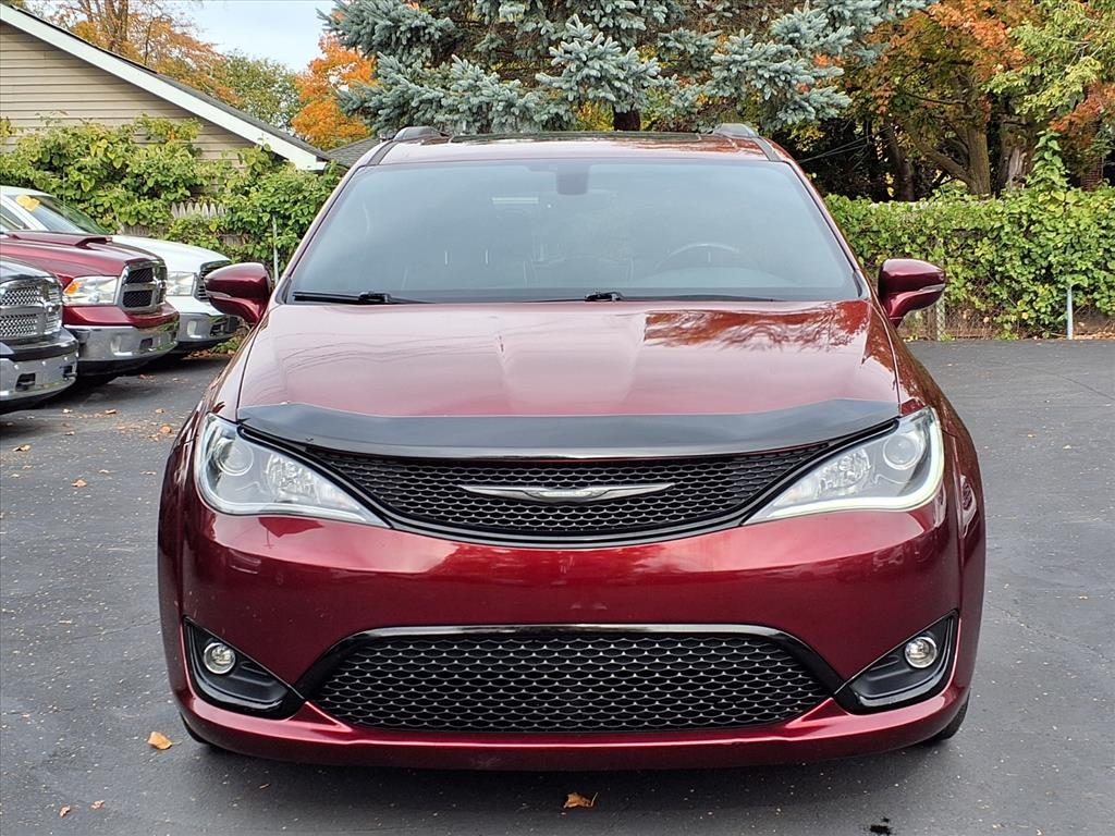 Chrysler Pacifica Limited FWD 2018