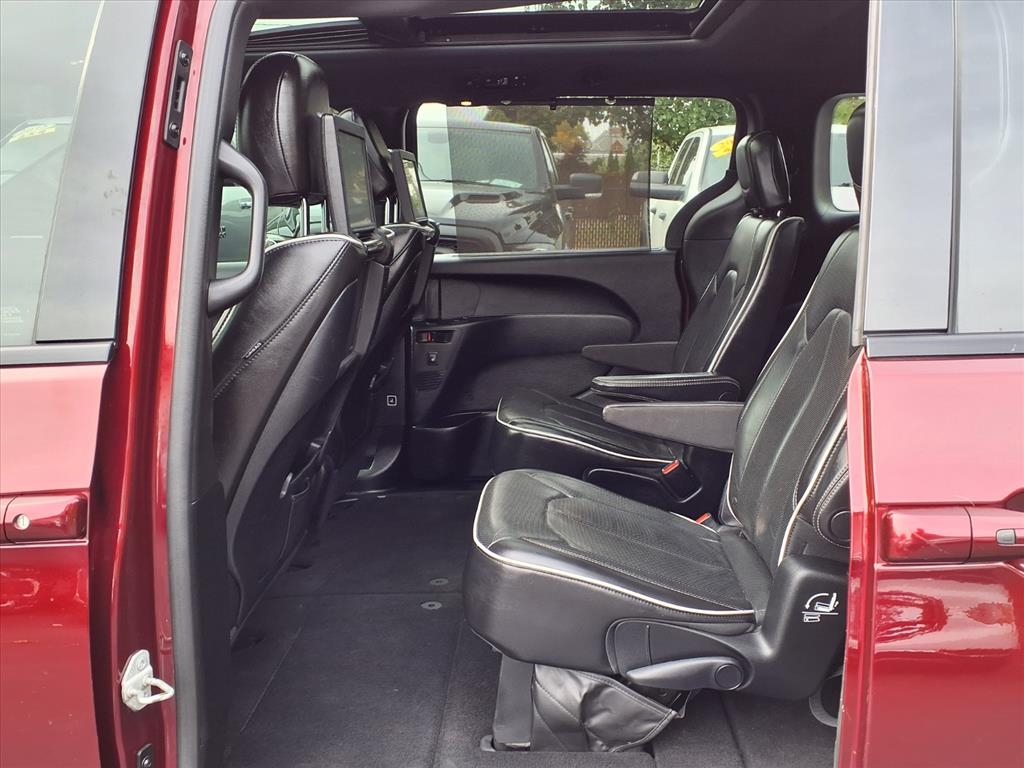 Chrysler Pacifica Limited FWD 2018