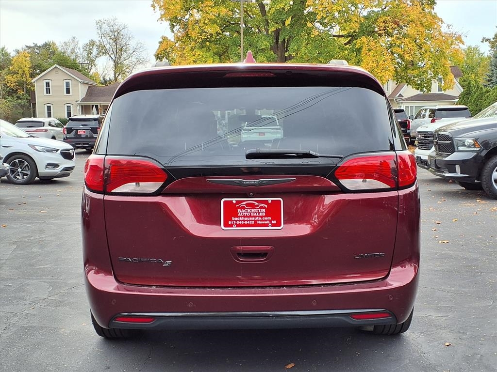 Chrysler Pacifica Limited FWD 2018