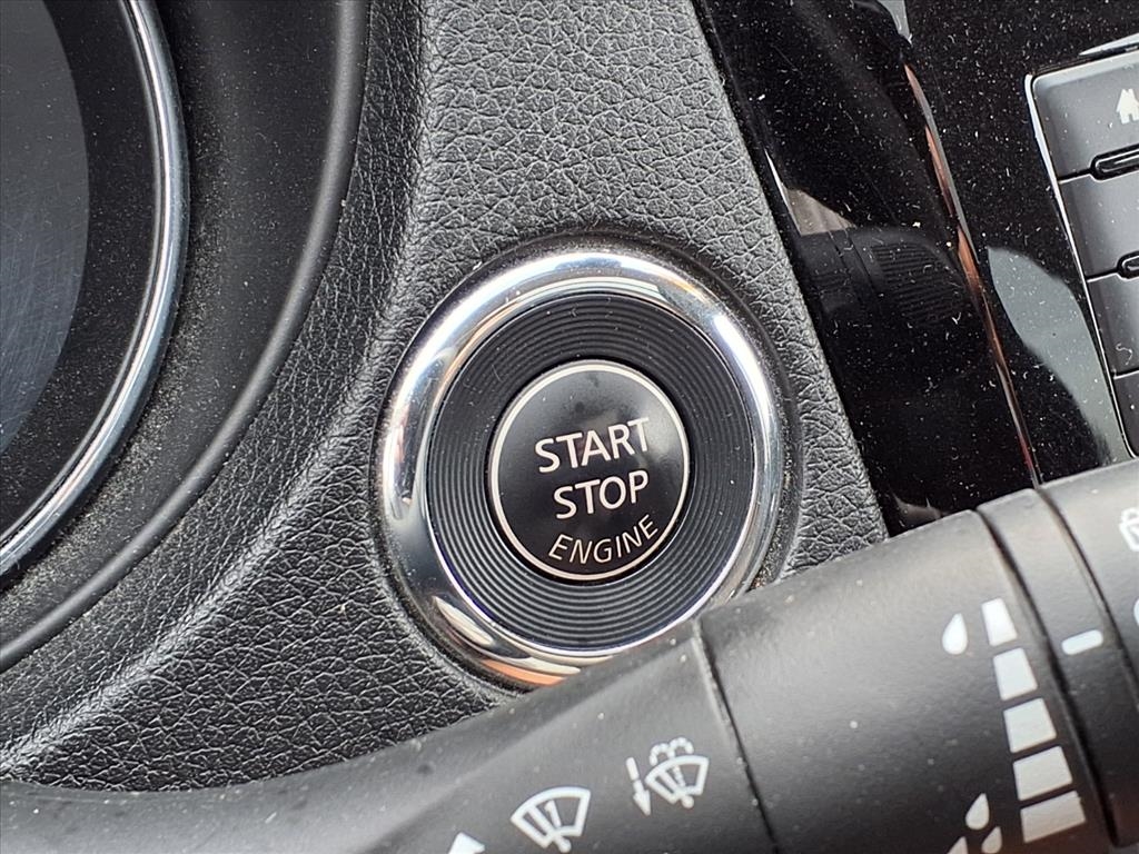 Nissan Rogue AWD 4dr SV 2019 Nissan Rogue AWD 4dr SV 2019