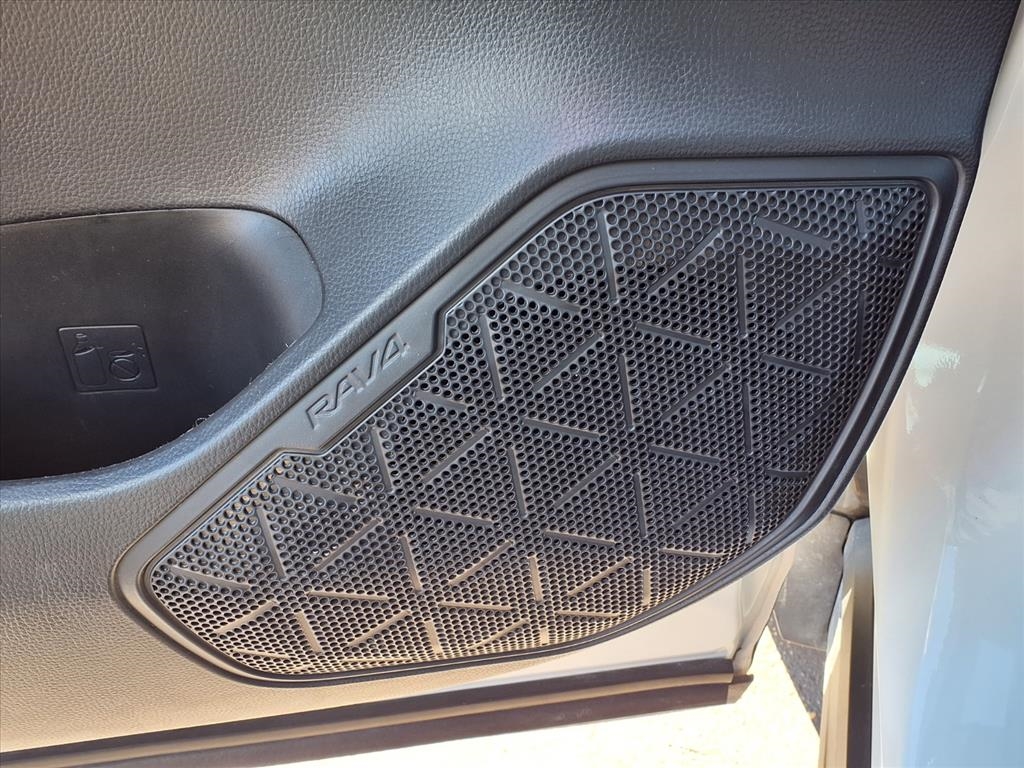 Toyota RAV4 Adventure AWD (Natl) 2023