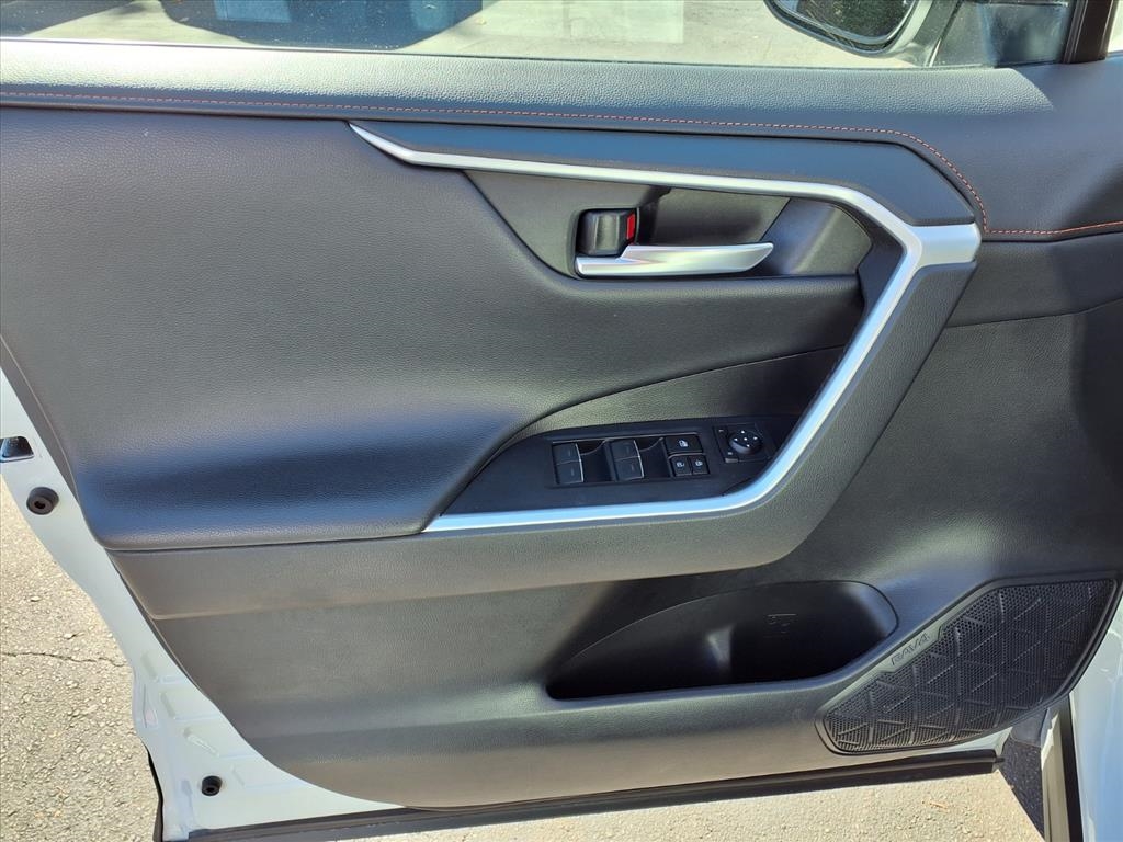 Toyota RAV4 Adventure AWD (Natl) 2023