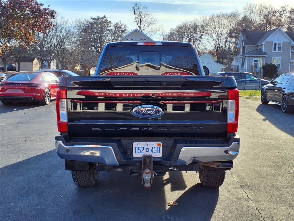 2017 Ford F-250 Lariat photo 4