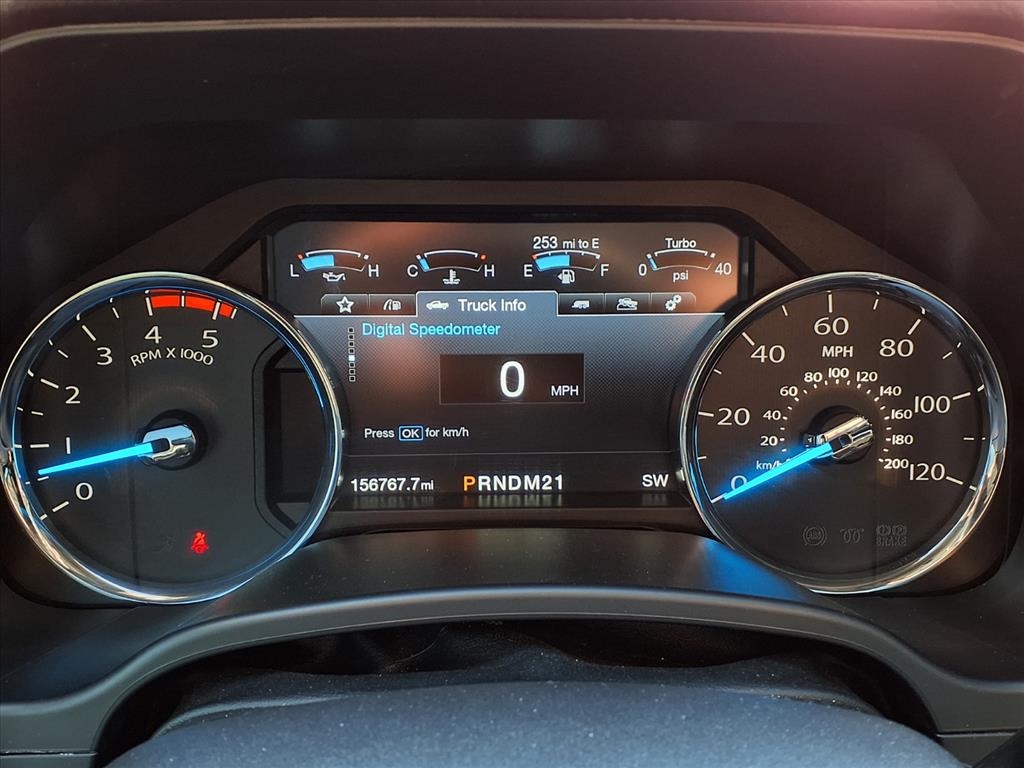 Ford Super Duty F-250 SRW Lariat 4WD Crew Cab 6.75' Box 2017