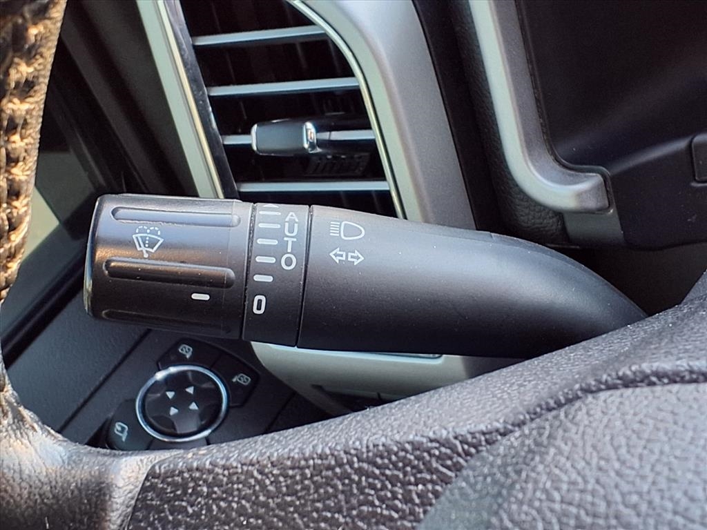 Ford Super Duty F-250 SRW Lariat 4WD Crew Cab 6.75' Box 2017