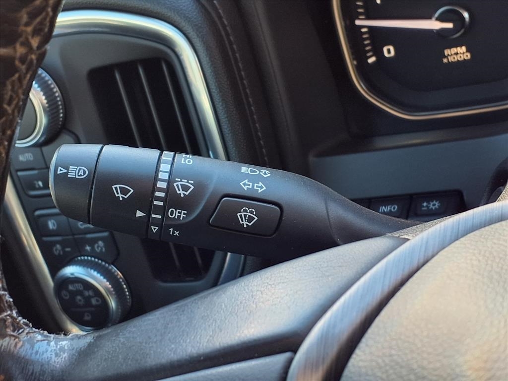 GMC Sierra 2500HD 4WD Crew Cab 159" Denali 2020