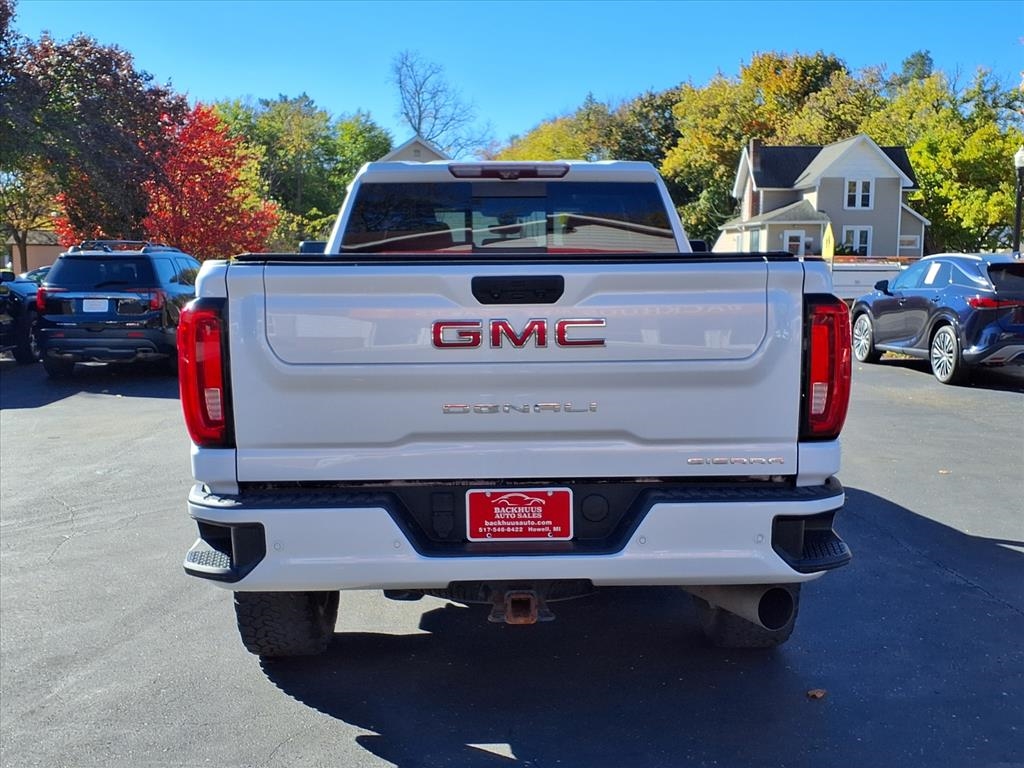 GMC Sierra 2500HD 4WD Crew Cab 159" Denali 2020