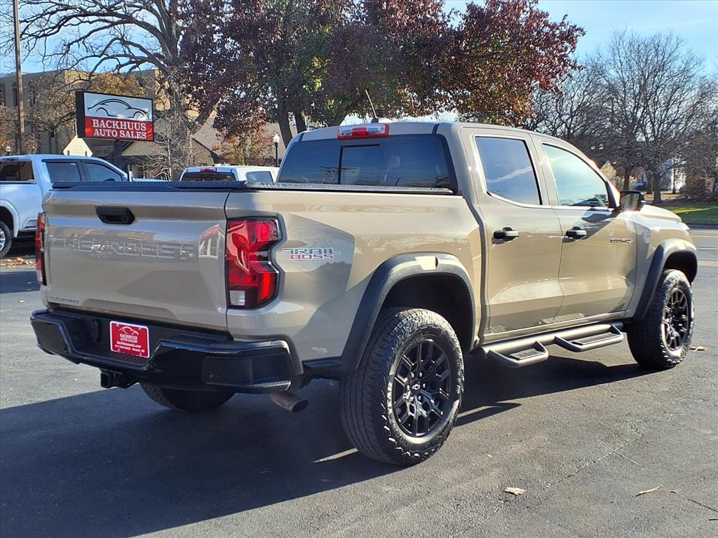 Chevrolet Colorado 4WD Crew Cab Trail Boss 2023