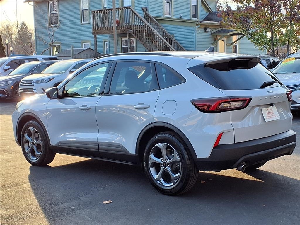 Ford Escape ST-Line FWD 2025