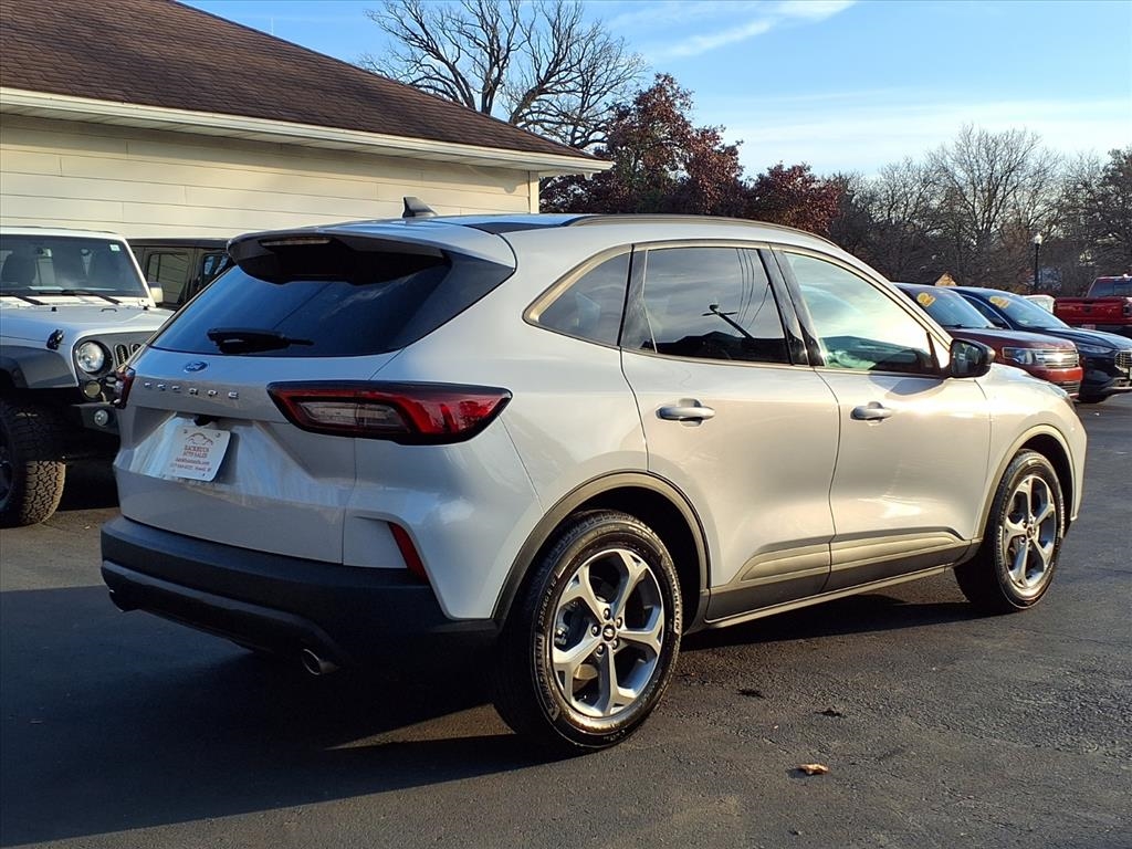 Ford Escape ST-Line FWD 2025