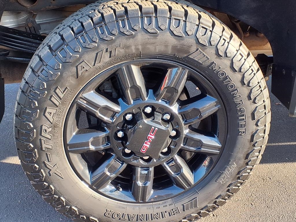 GMC Sierra 2500HD 4WD Crew Cab 159" AT4 2024