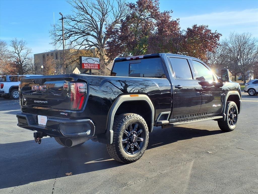 GMC Sierra 2500HD 4WD Crew Cab 159" AT4 2024