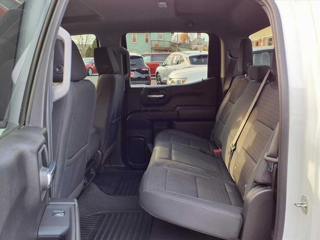 Chevrolet Silverado 1500 4WD Crew Cab 147" Custom 2023