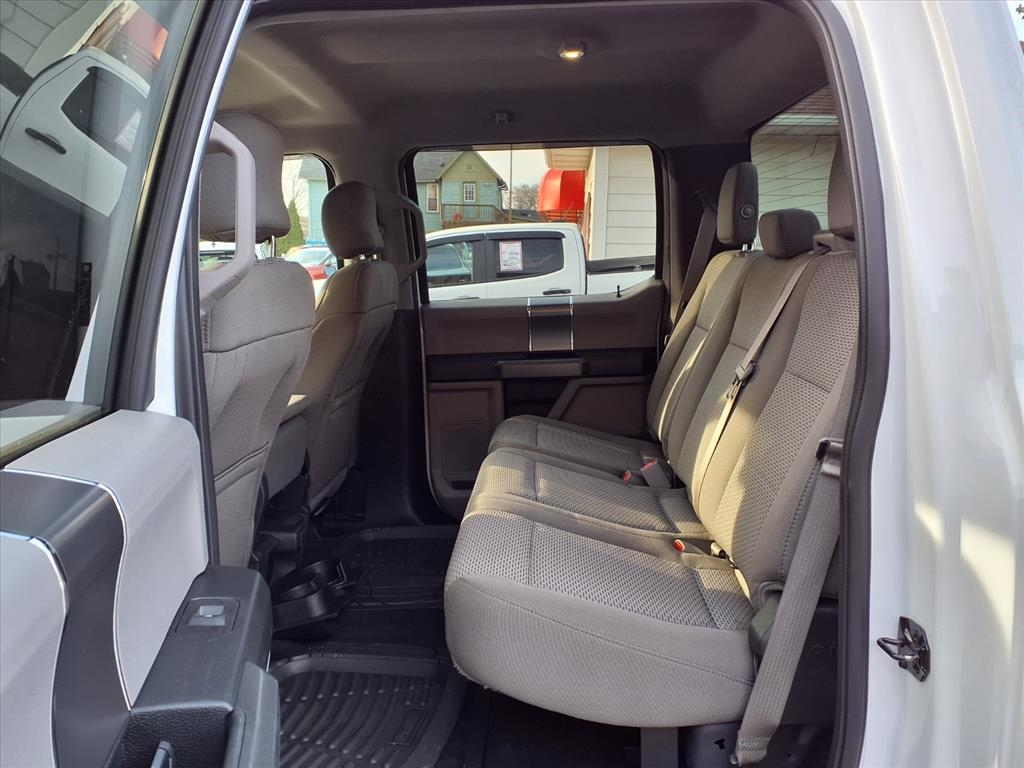 Ford Super Duty F-250 SRW 4WD Crew Cab 156" XLT 2017