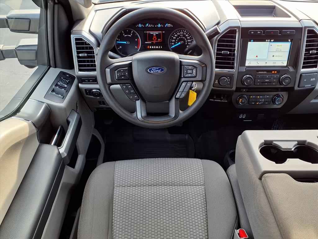 Ford Super Duty F-250 SRW 4WD Crew Cab 156" XLT 2017