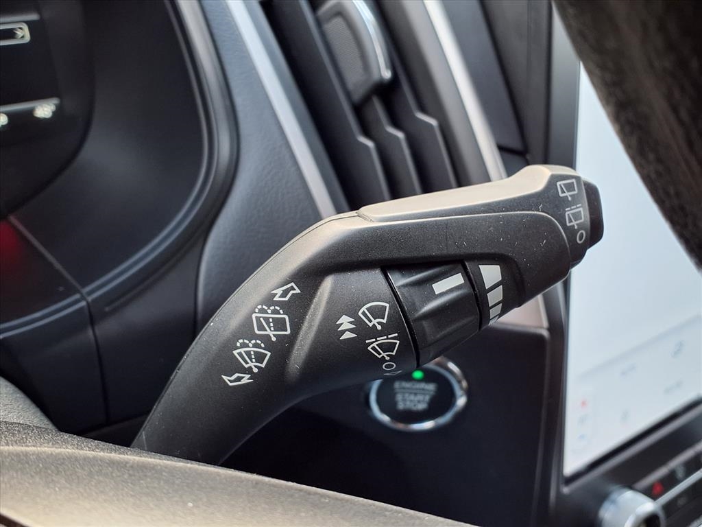 Ford Edge SE AWD 2022